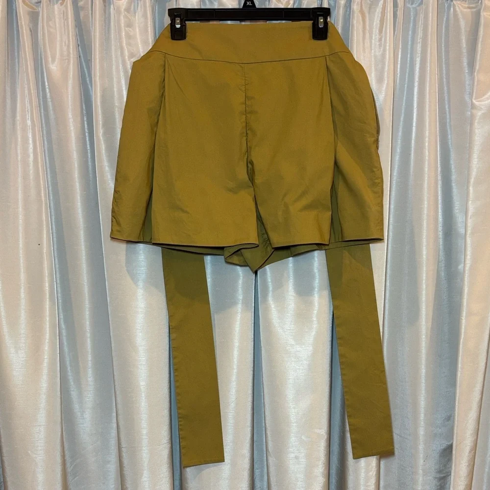 J Crew Gold Tie Waist Short in Cotton Poplin, high rise, size 10, EUC